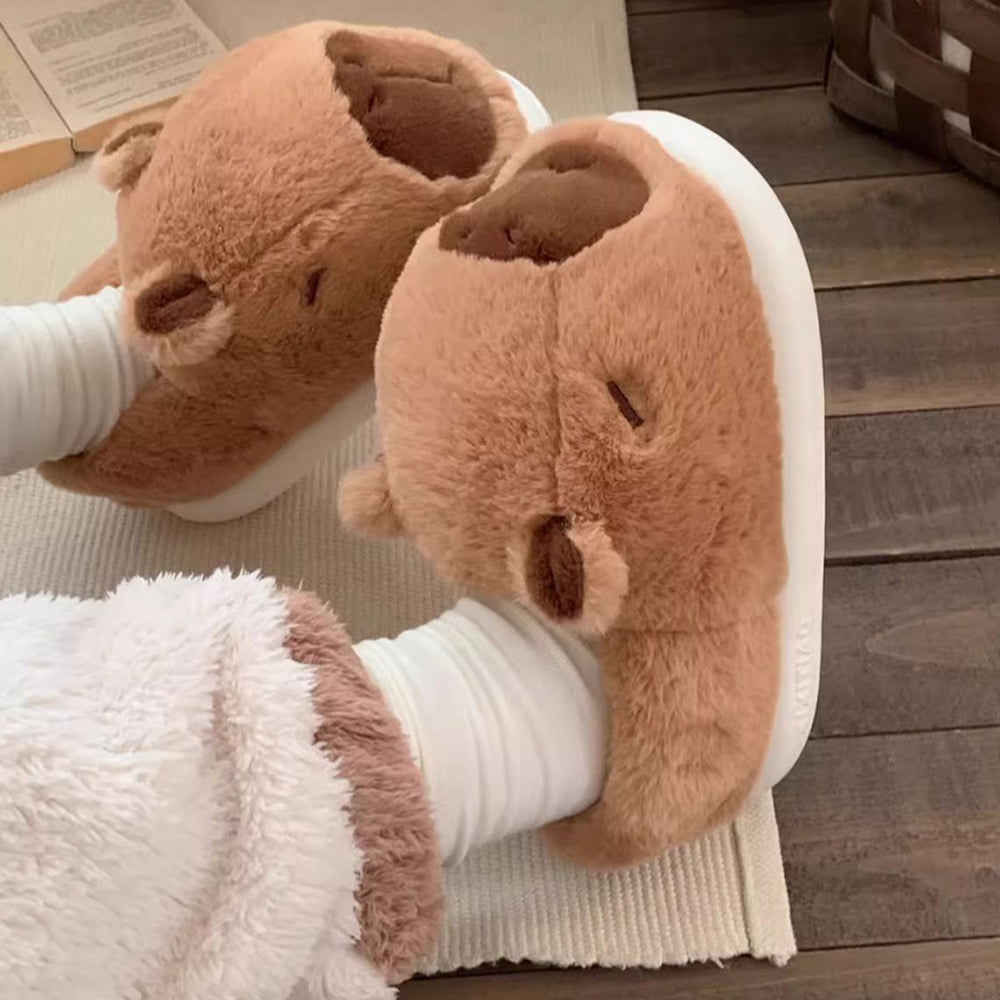 VILZSTUDIOS Cozy plush capybara slippers for home use