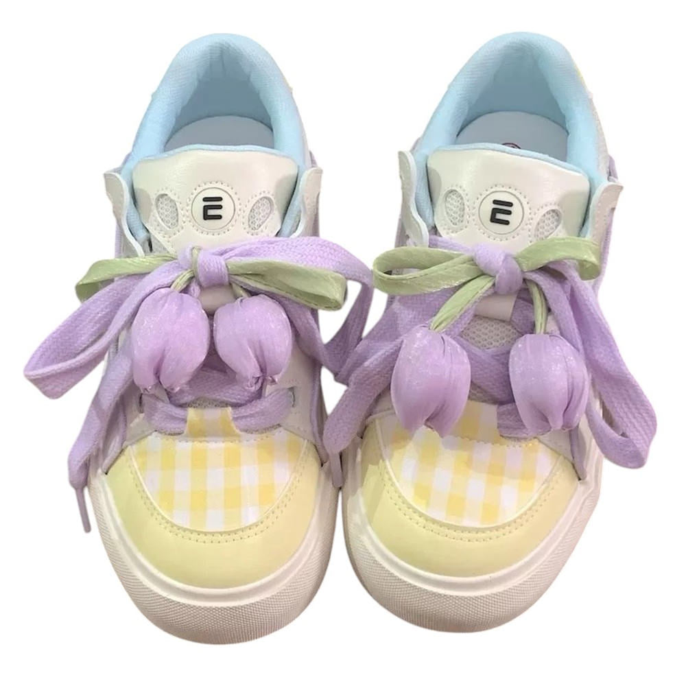 VILZSTUDIOS Stylish aesthetic sneakers with gingham print and tulip charms