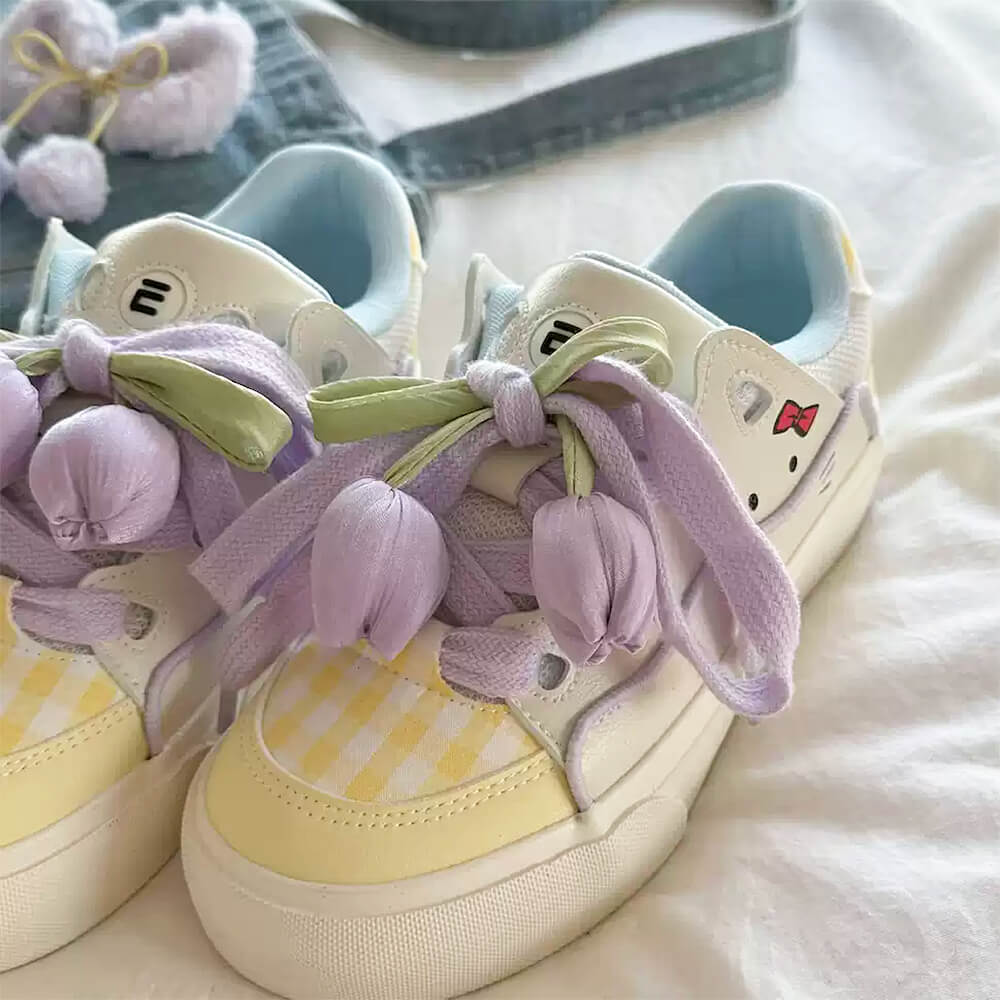 VILZSTUDIOS Stylish aesthetic sneakers with gingham print and tulip charms