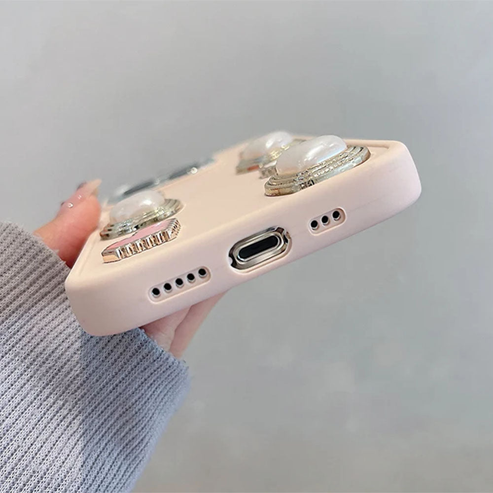 VILZSTUDIOS Cute phone case with heart design