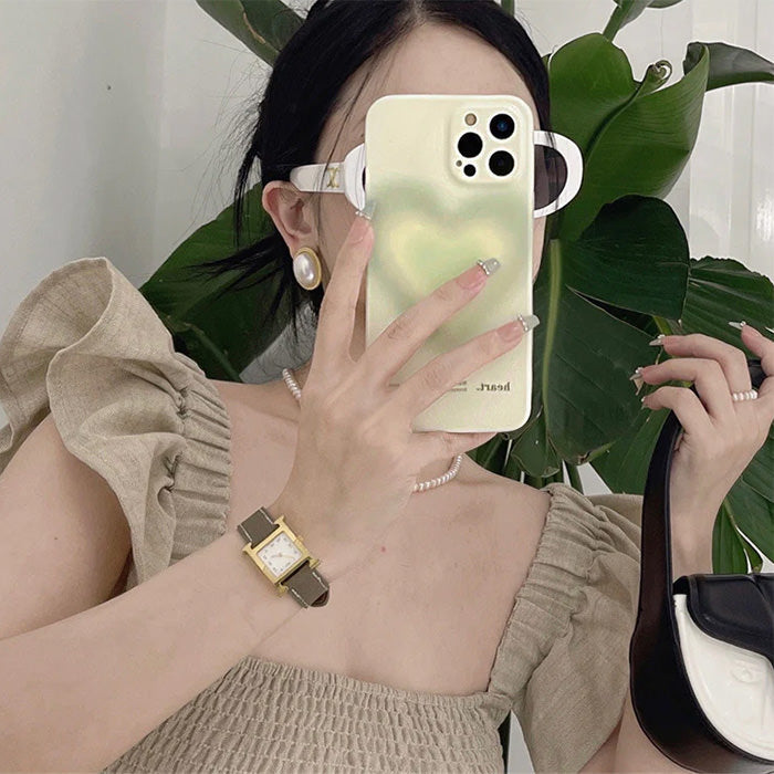 VILZSTUDIOS Stylish heart design iPhone case