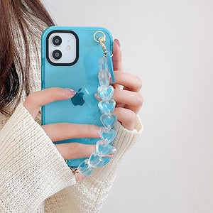 VILZSTUDIOS Stylish heart-link iPhone case for protection and design