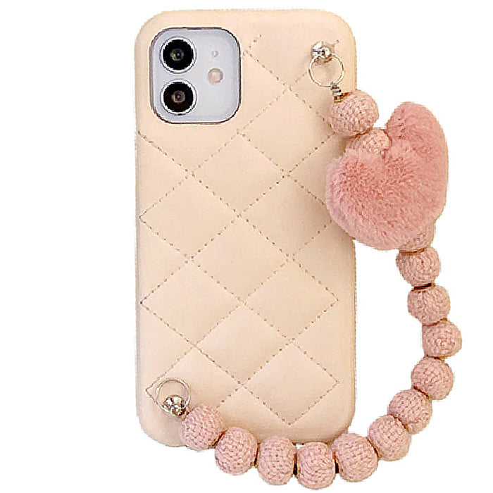 VILZSTUDIOS Stylish phone case with heart chain design