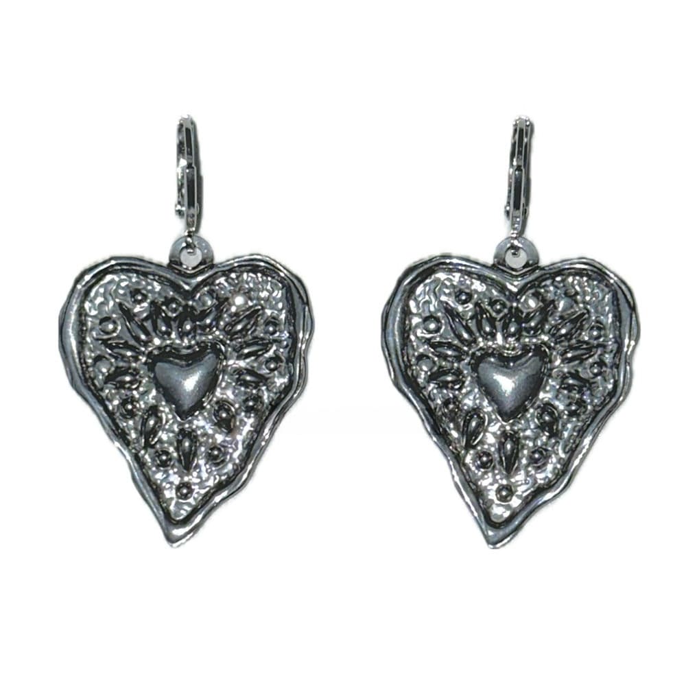 VILZSTUDIOS Charming heart pendant earrings in zinc alloy