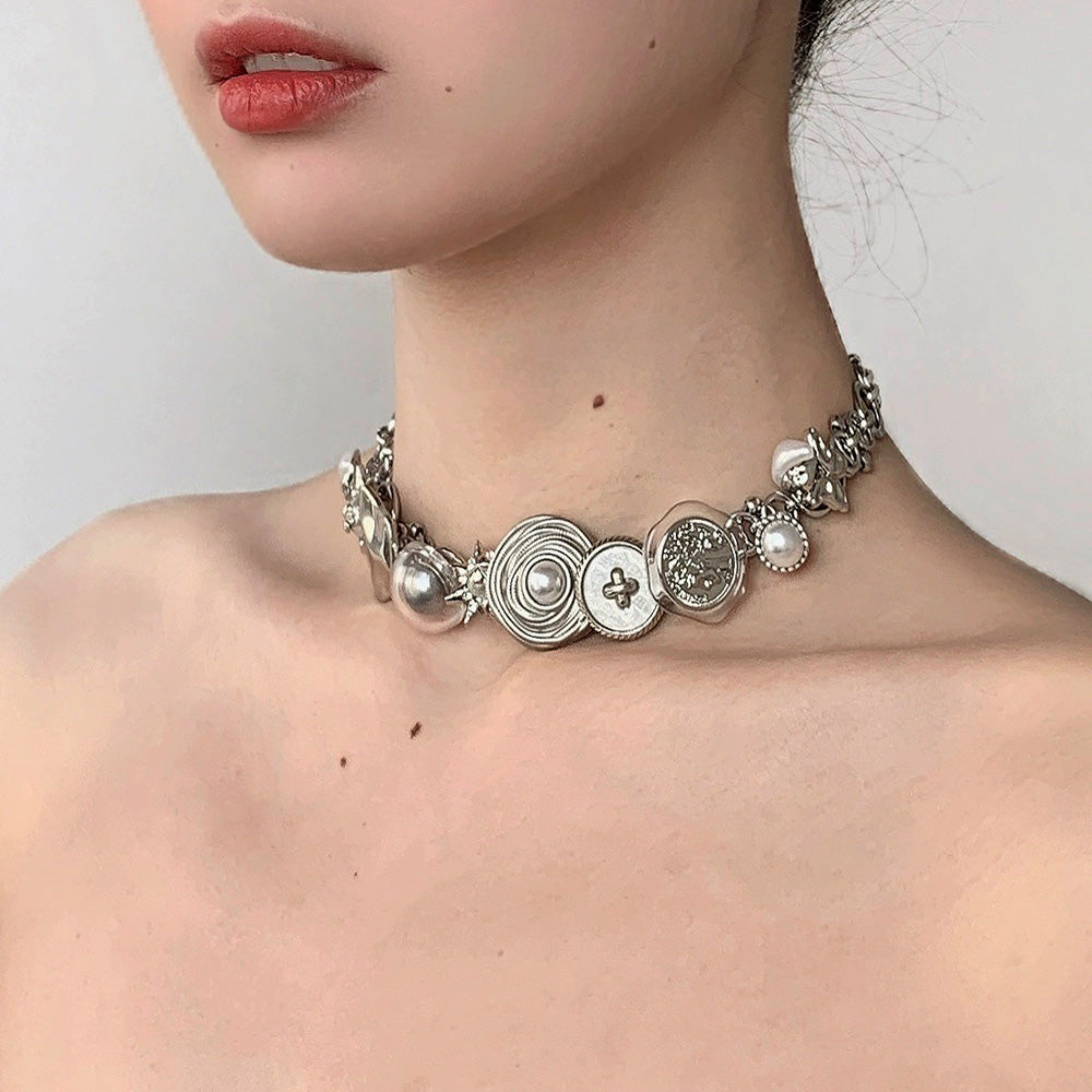 VILZSTUDIOS Mixed charm silver necklace with pearl details