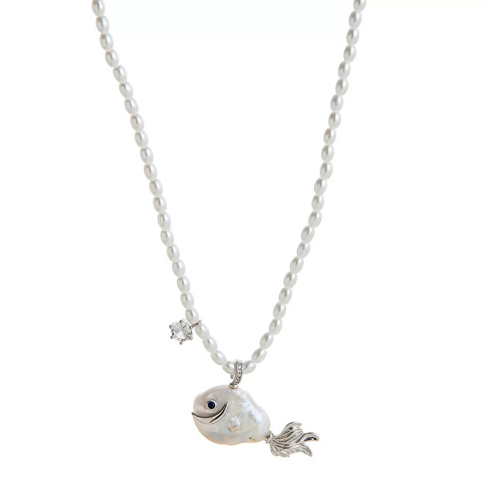 VILZSTUDIOS Elegant pearl fish pendant necklace