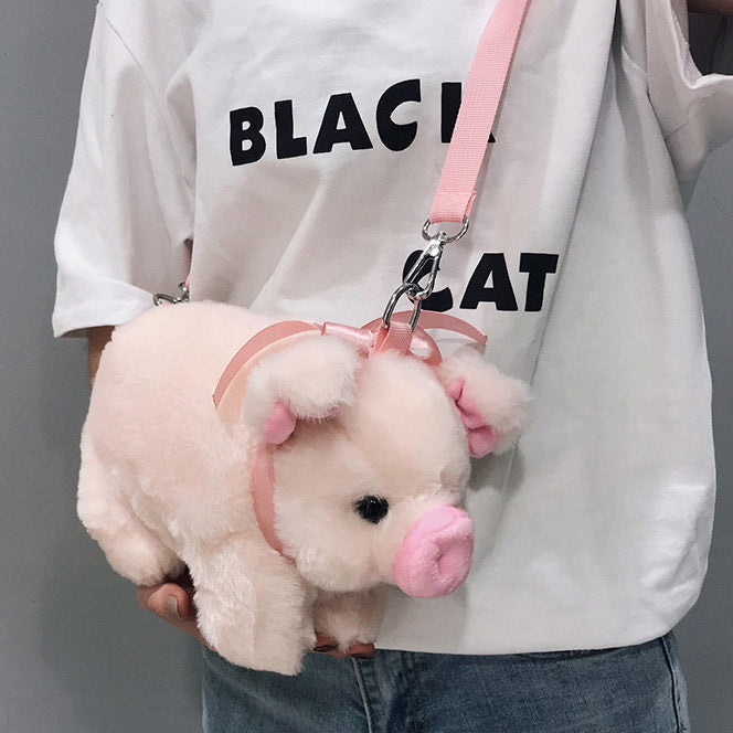VILZSTUDIOS Plush pig crossbody bag with faux fur