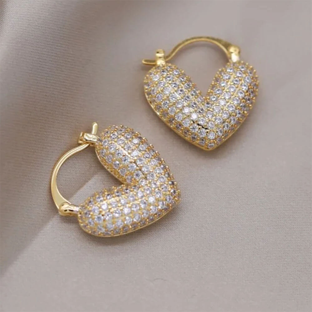 VILZSTUDIOS Stylish rhinestone earrings for fashionable looks