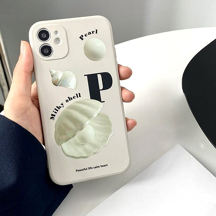 VILZSTUDIOS Stylish iPhone case with shell design