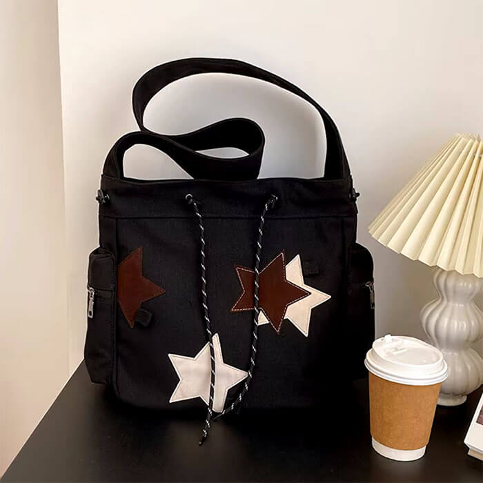 VILZSTUDIOS Stylish crossbody bag with star patches and compartments