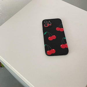 VILZSTUDIOS Stylish black phone case for protection