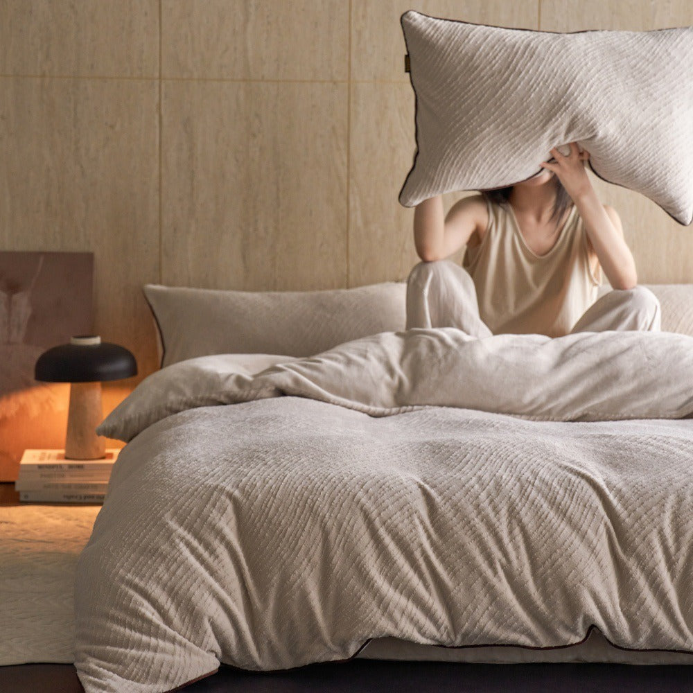 VILZSTUDIOS warm cream chevron ribbed fleece bedding set with dark brown piping