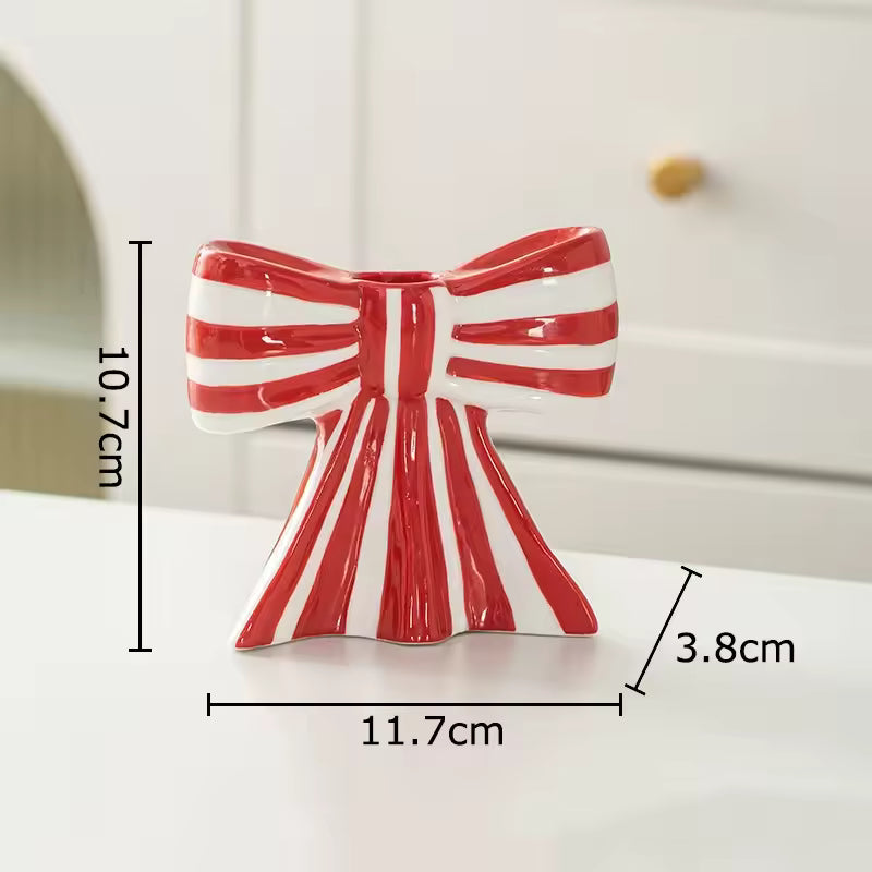 VILZSTUDIOS Ceramic bow candle holder for stylish home decor