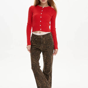 VILZSTUDIOS Chic cable-knit cropped long sleeve top for stylish layering