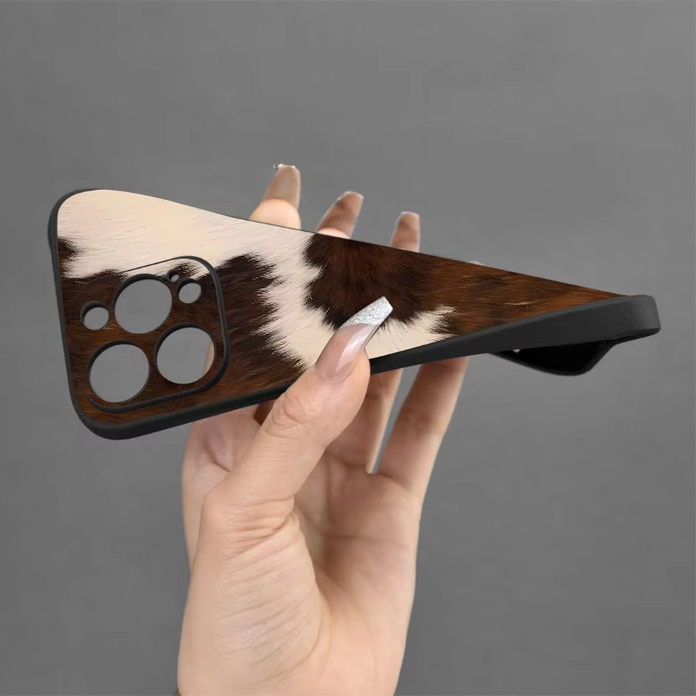 VILZSTUDIOS Chic cow pattern phone case