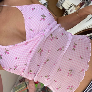 VILZSTUDIOS Chic Y2K halter top with gingham design
