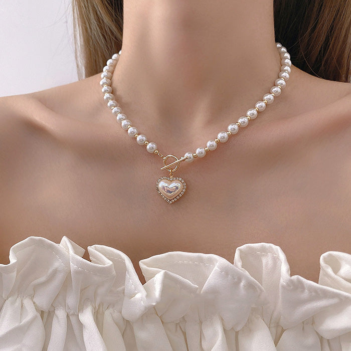 VILZSTUDIOS Stylish heart pearl pendant necklace