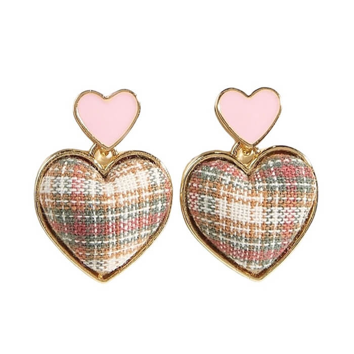 VILZSTUDIOS Stylish heart earrings made of zinc alloy