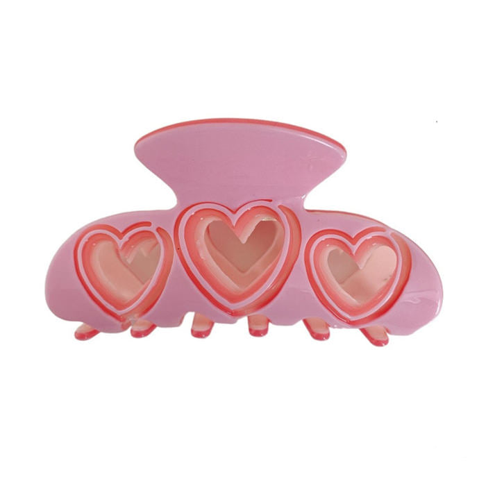 VILZSTUDIOS Stylish heart-shaped hair claw for fashion-forward looks