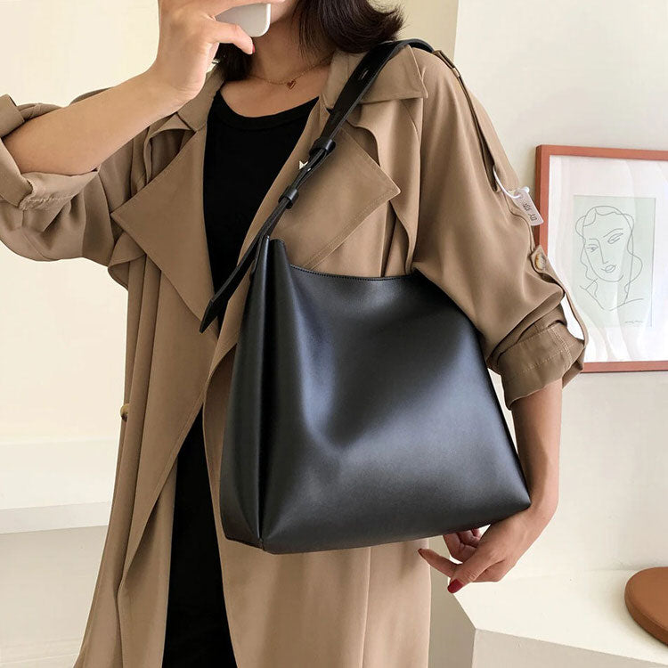 VILZSTUDIOS Chic hobo vegan leather tote bag
