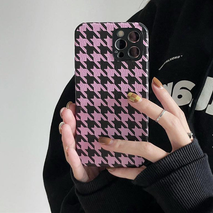VILZSTUDIOS Stylish houndstooth print iPhone case