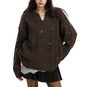 VILZSTUDIOS Chic knit rose cable sweater design