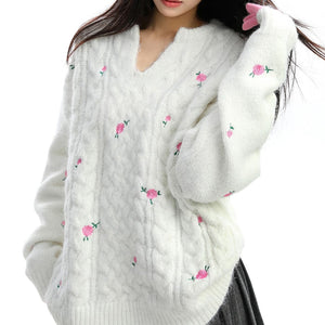 VILZSTUDIOS Chic knit rose cable sweater design