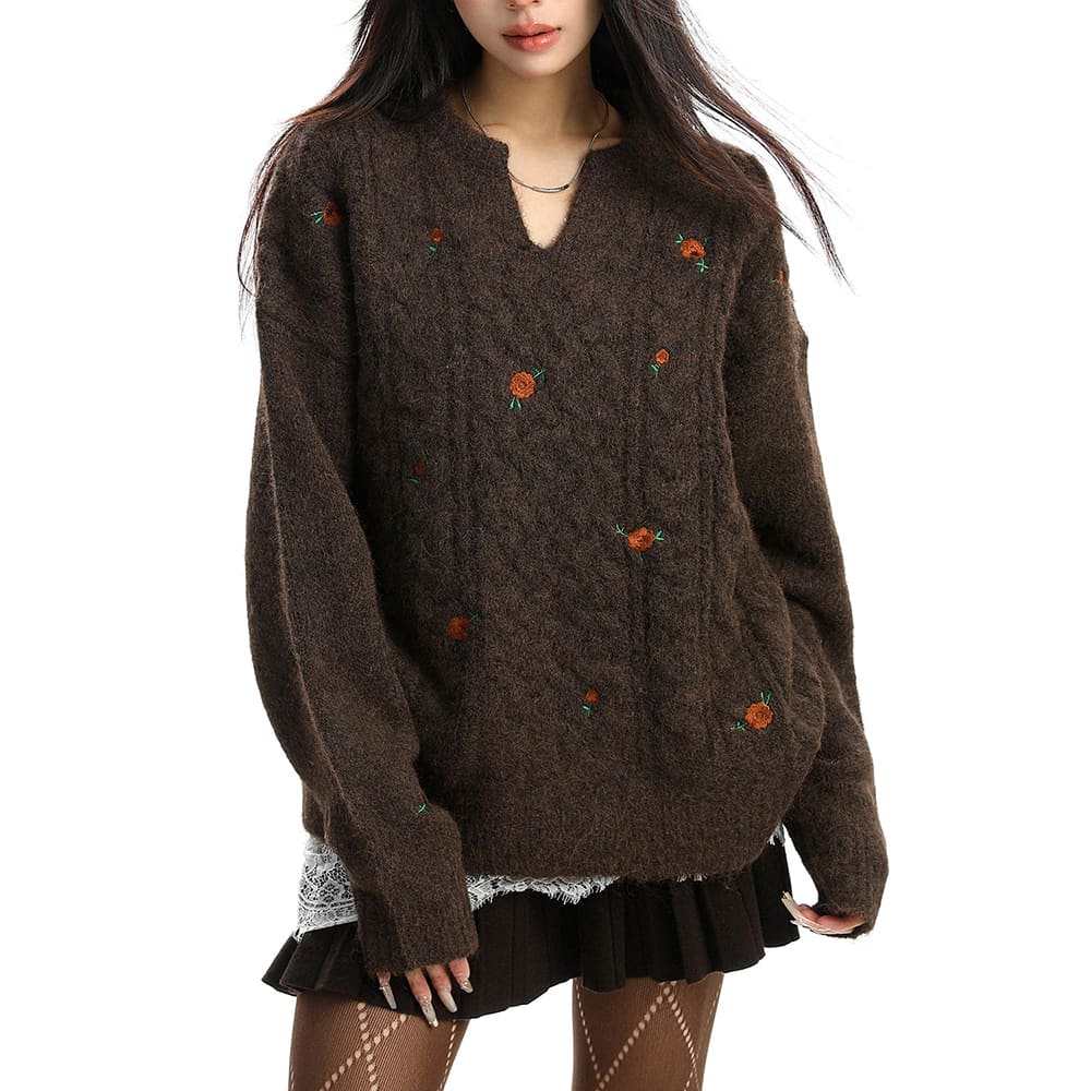 VILZSTUDIOS Chic knit rose cable sweater design