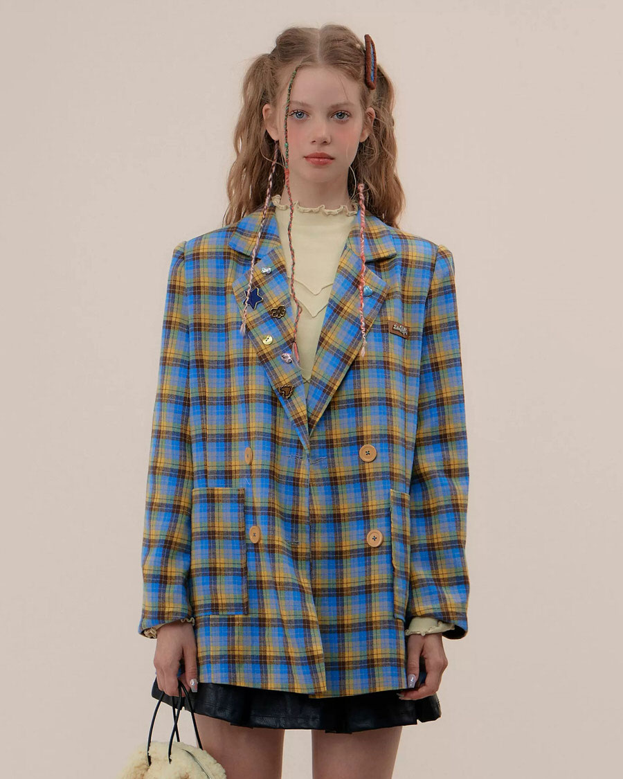 VILZSTUDIOS Oversized plaid blazer for stylish layering