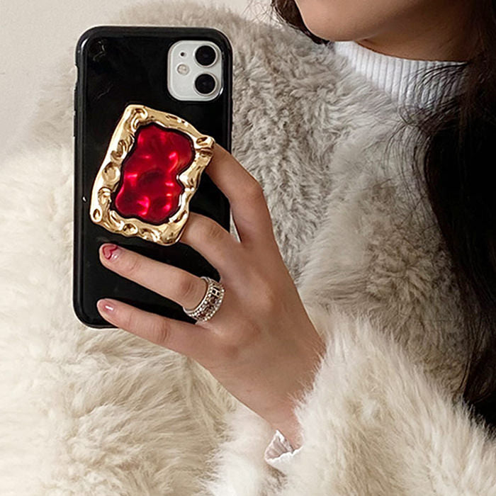 VILZSTUDIOS Stylish phone case with metal gem design