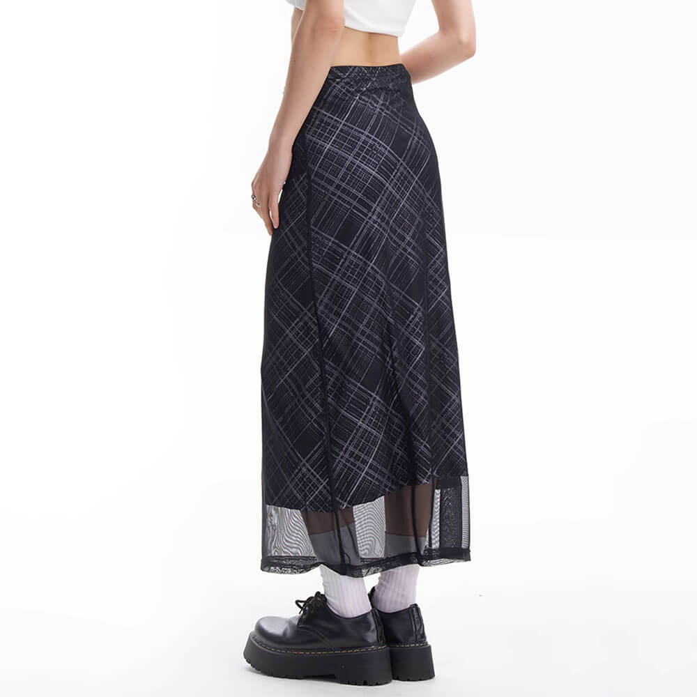 VILZSTUDIOS Chic plaid maxi skirt with mesh overlay
