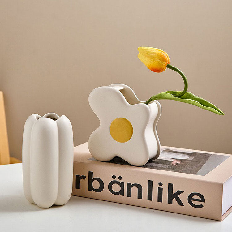 VILZSTUDIOS Pastel ceramic floral vase for home decor