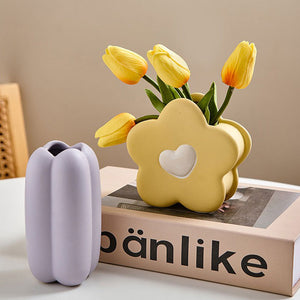 VILZSTUDIOS Pastel ceramic floral vase for home decor