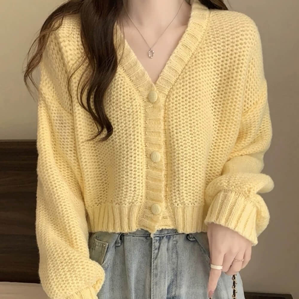 VILZSTUDIOS Chic pastel cropped cardigan from VILZSTUDIOS