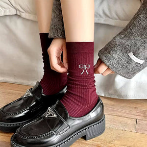 VILZSTUDIOS Cozy patterned socks in red and grey