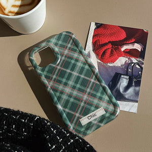 VILZSTUDIOS Stylish plaid iPhone case