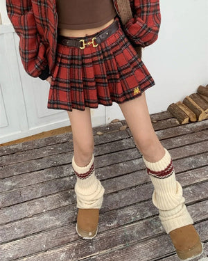 VILZSTUDIOS Chic plaid pleated mini skirt for stylish outfits