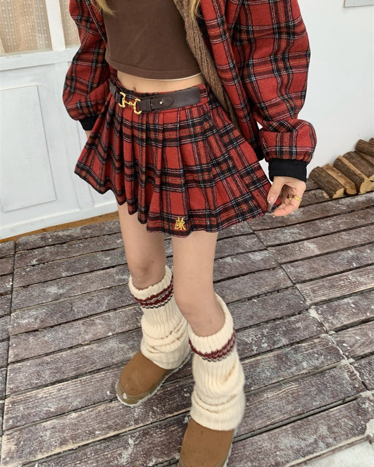 VILZSTUDIOS Chic plaid pleated mini skirt for stylish outfits