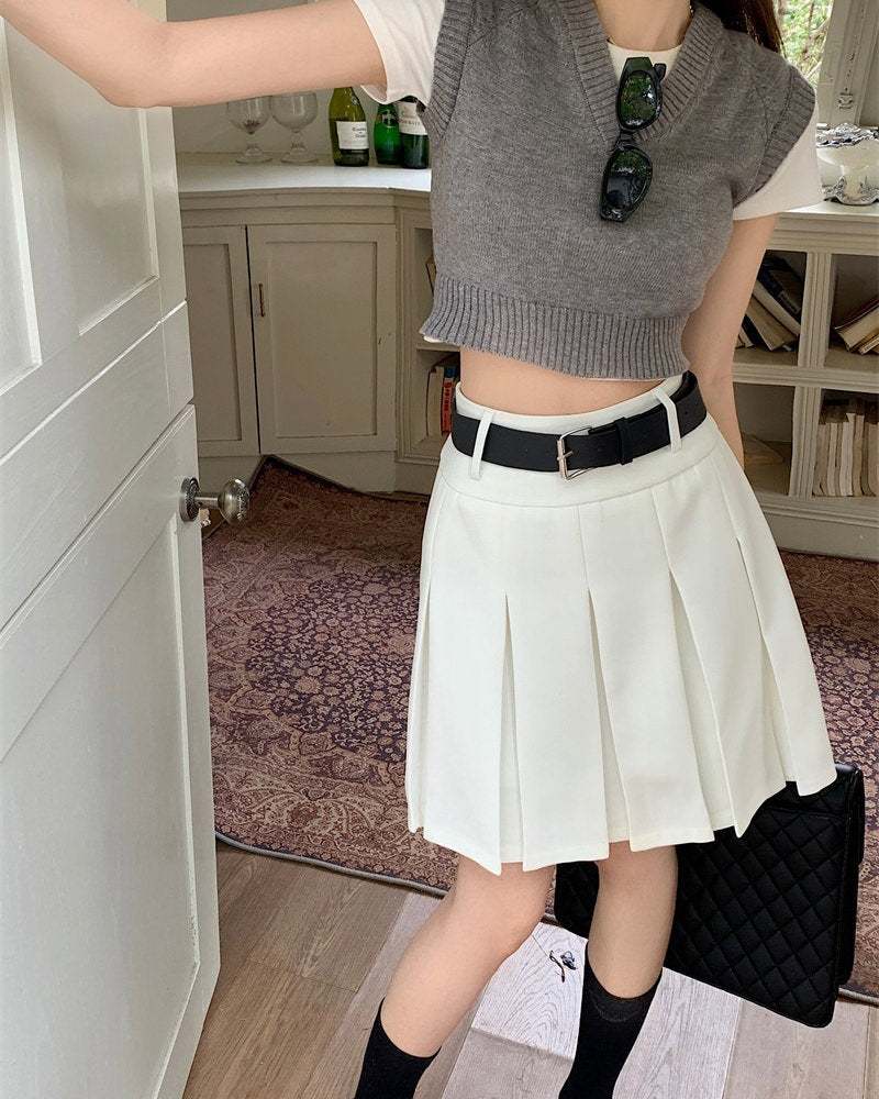 VILZSTUDIOS Chic pleated knee-length skirt for stylish outfits