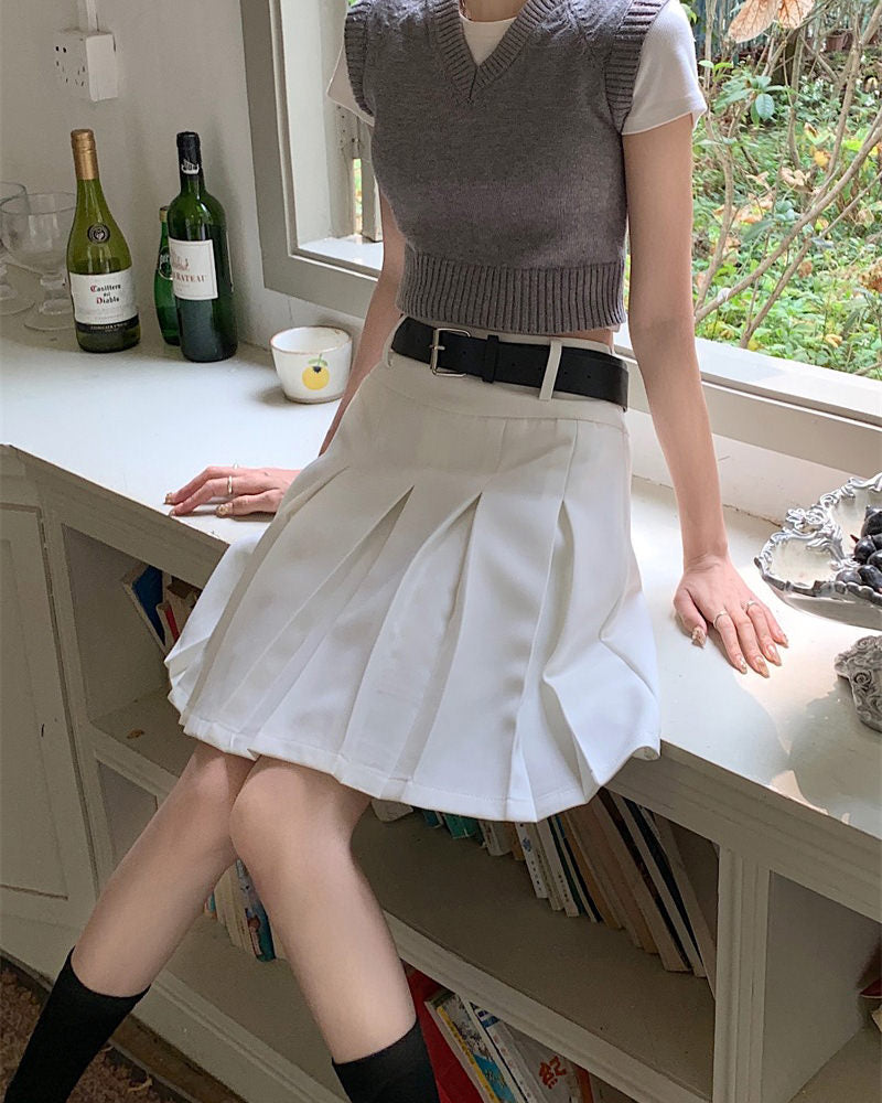VILZSTUDIOS Chic pleated knee-length skirt for stylish outfits