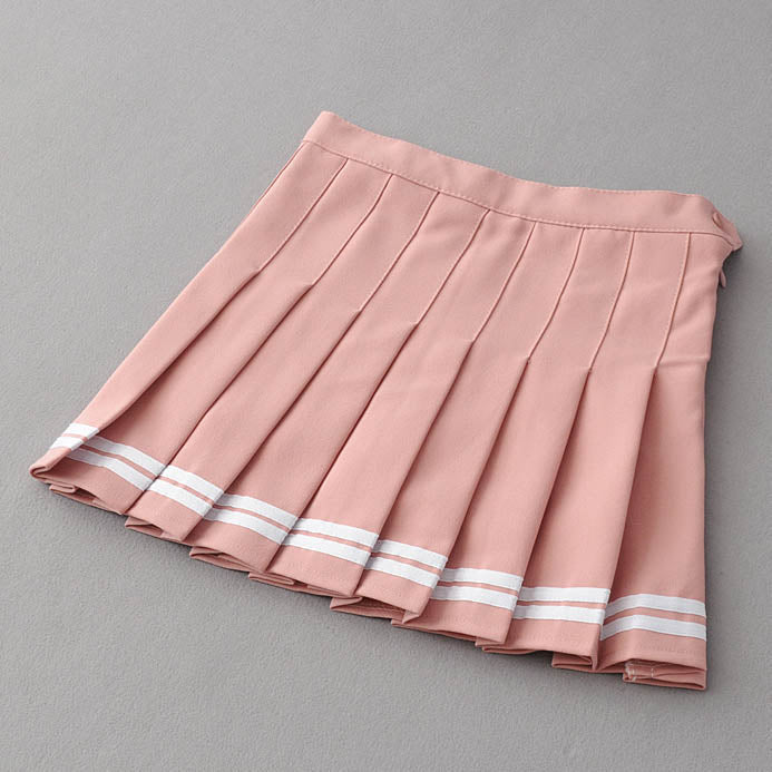 VILZSTUDIOS Chic pleated skirt from VILZSTUDIOS