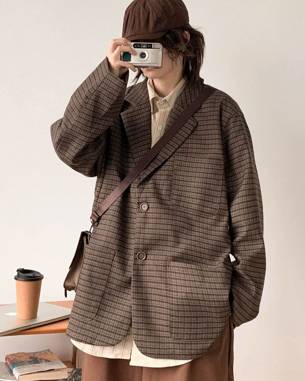 VILZSTUDIOS Chic oversized blazer with plaid pattern and classic lapel