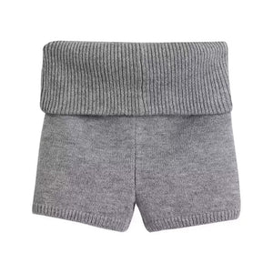 VILZSTUDIOS Stylish ribbed knit shorts with foldover waistband