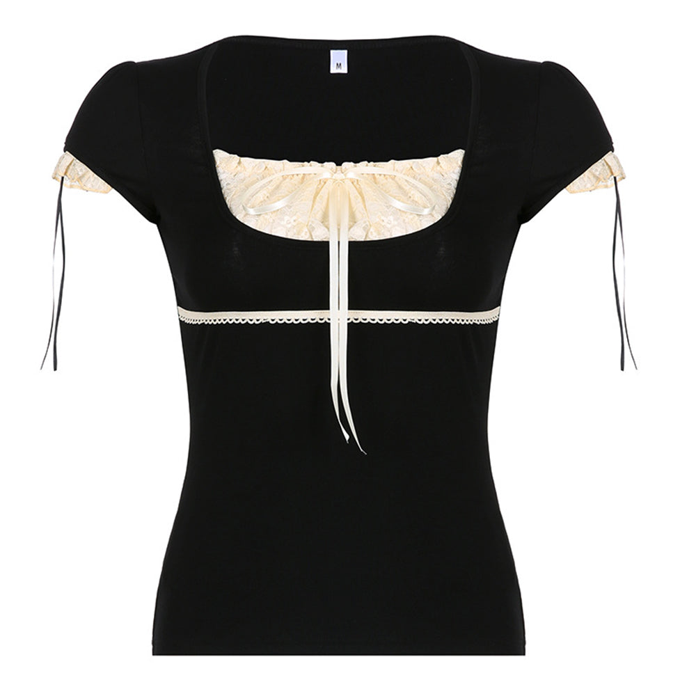 VILZSTUDIOS Stylish ruched top with square neckline and lace details