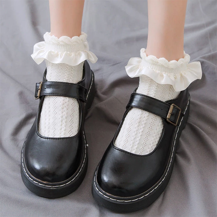 VILZSTUDIOS Chic ruffled socks for stylish streetwear