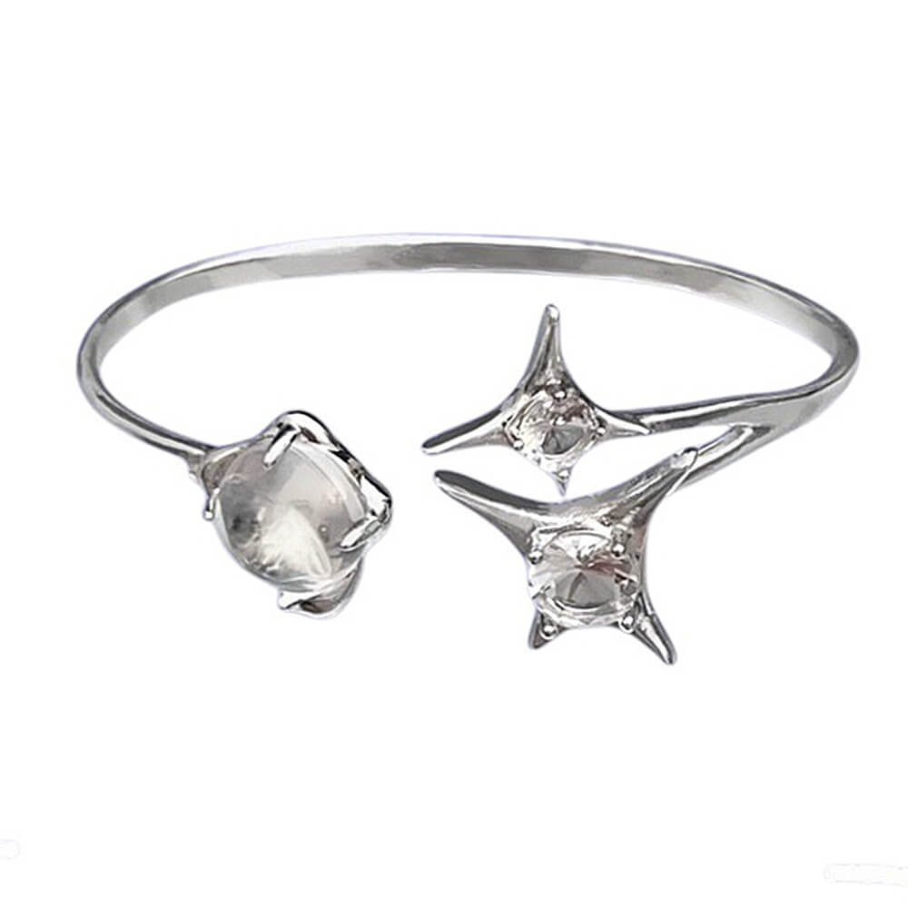 VILZSTUDIOS Stylish silver open bracelet with crystal-like accents
