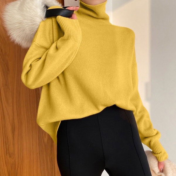 VILZSTUDIOS Chic streamlined fall sweater from VILZSTUDIOS