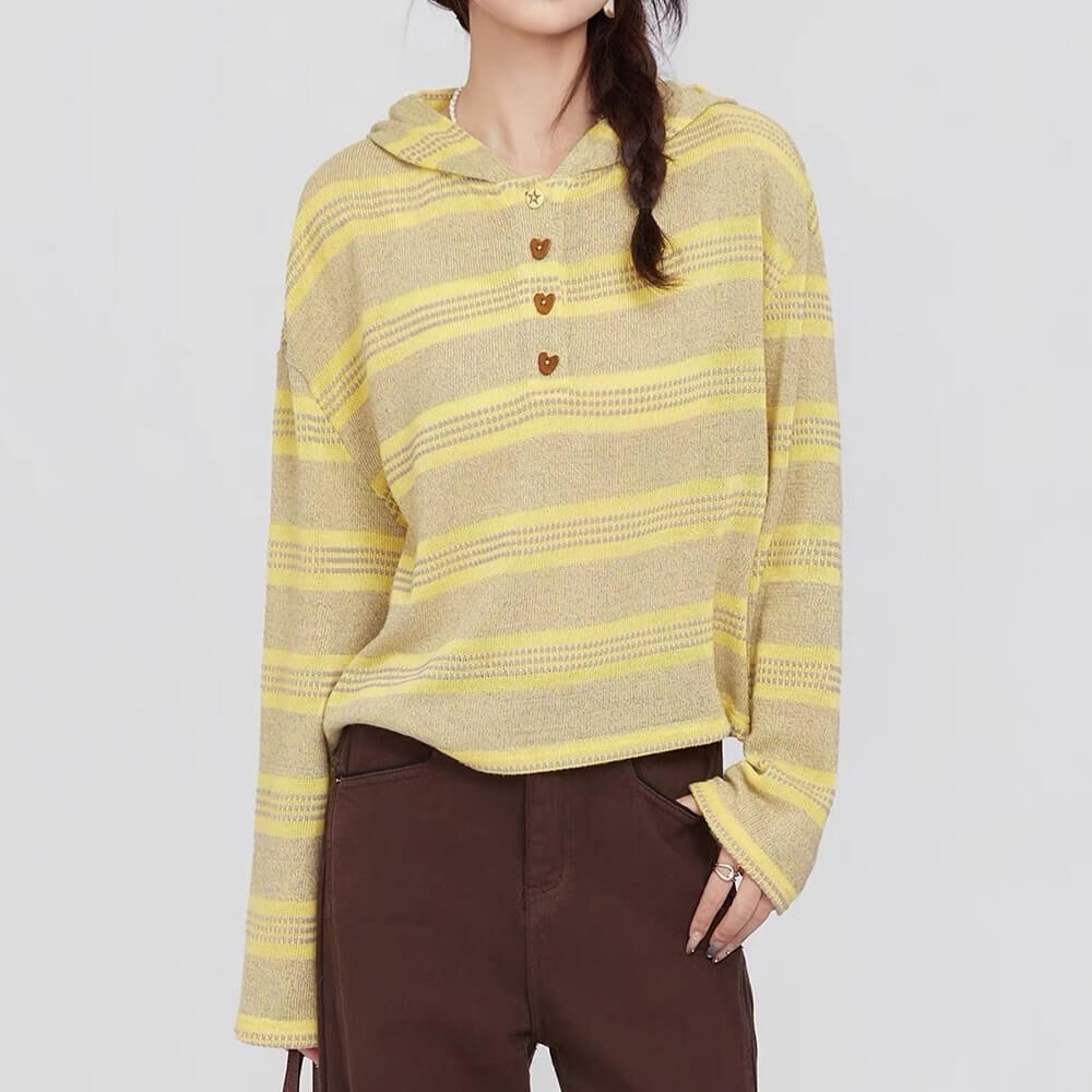 VILZSTUDIOS Chic striped heart button hoodie