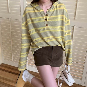 VILZSTUDIOS Chic striped heart button hoodie