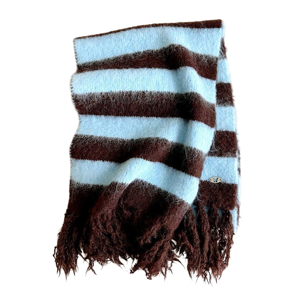 VILZSTUDIOS Fashionable knit scarf with stripes